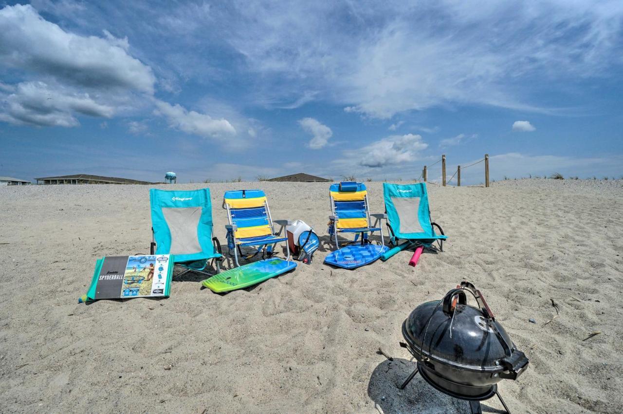 Oak Island Beachfront Condo With Community Pool Esterno foto