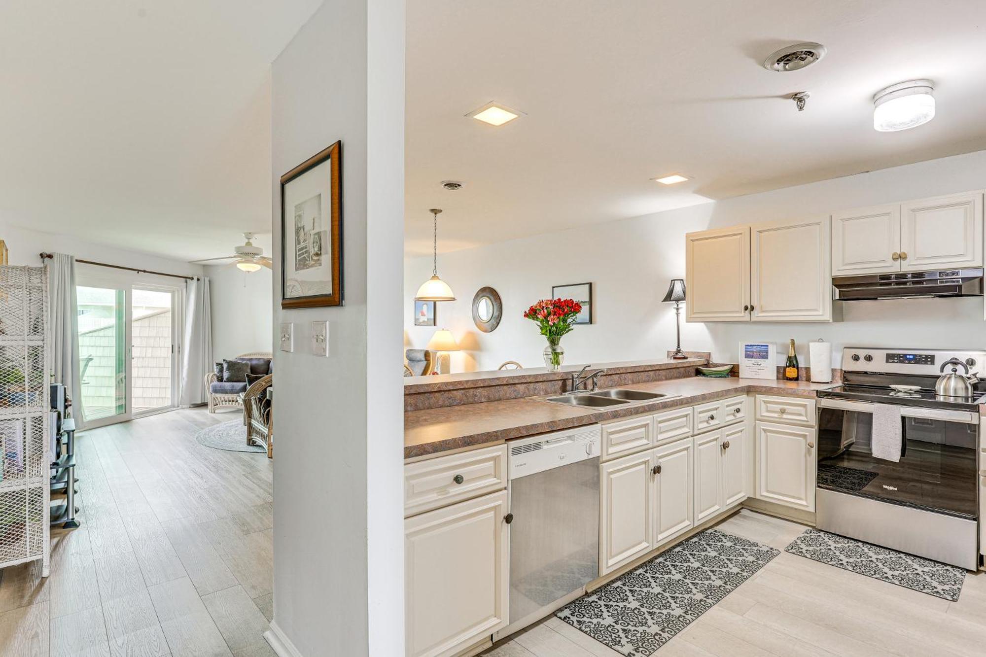 Oak Island Beachfront Condo With Community Pool Esterno foto